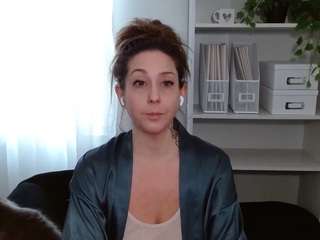 Live webcam model misscaralia on Soda Cams