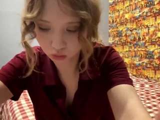 oliviaperez Live Webcam on CamSoda