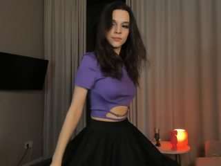 Live webcam model tashiabiastock on Soda Cams