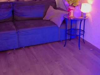 vivienstar webcam model