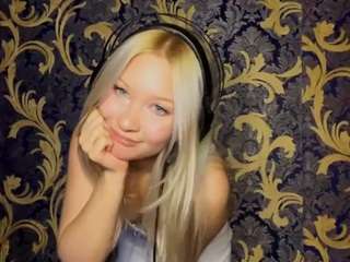 zahradeluca Live Webcam on CamSoda