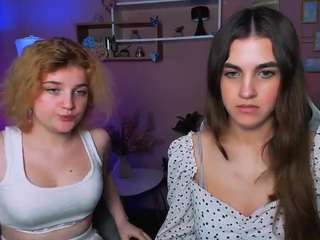  akkura-fizy chat room