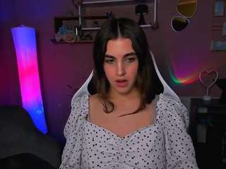  akkura-fizy chat room