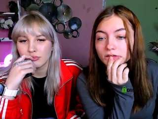 akkura-fizy Live Webcam on CamSoda