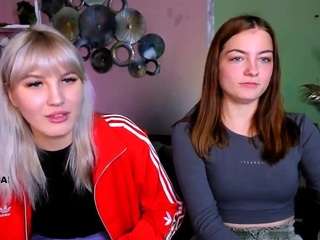  akkura-fizy chat room