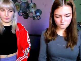  akkura-fizy chat room