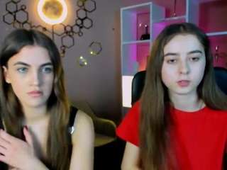 Live webcam model akkura-fizy on Soda Cams