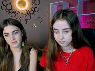 Live webcam model akkura-fizy on Soda Cams