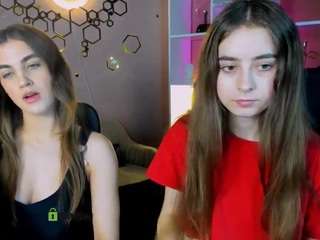 Live webcam model akkura-fizy on Soda Cams