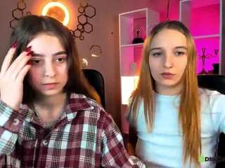 Live webcam model akkura-fizy on Soda Cams