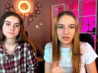 Live webcam model akkura-fizy on Soda Cams