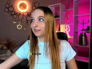 Live webcam model akkura-fizy on Soda Cams