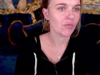 maribelriverr live webcam show