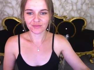 maribelriverr live webcam show