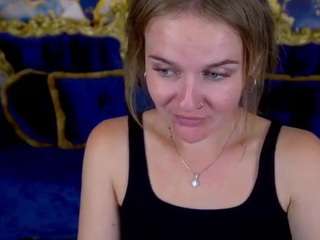 MaribelRiverr live cam preview