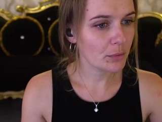 MaribelRiverr live cam preview