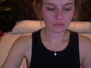 MaribelRiverr live cam preview