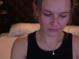 MaribelRiverr live cam preview