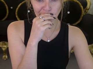 MaribelRiverr live cam preview