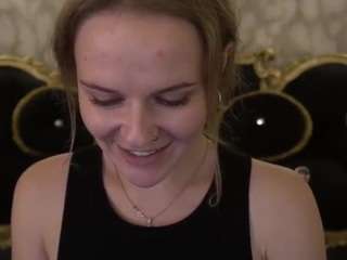 MaribelRiverr live cam preview
