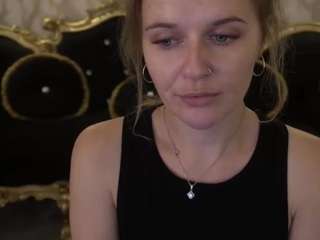 MaribelRiverr live cam preview