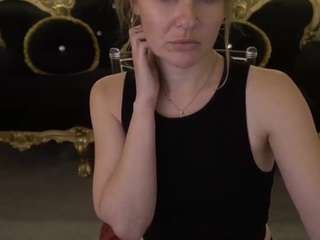MaribelRiverr live cam preview