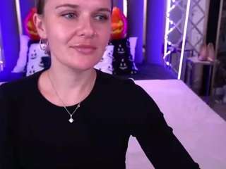 MaribelRiverr live cam preview