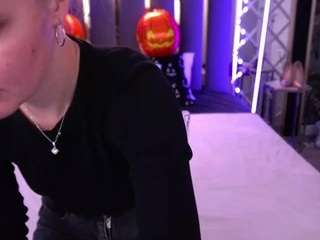 MaribelRiverr live cam preview