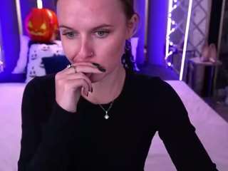 MaribelRiverr live cam preview