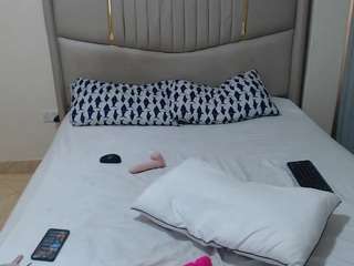 sassy-miraj Live Webcam on CamSoda