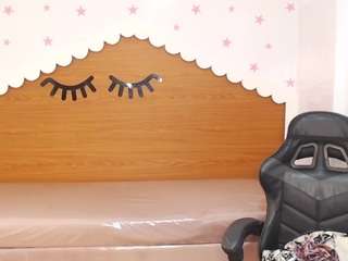 scarlett-percy-t's CamSoda show and profile