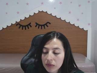 le modèle scarlett-percy-t est en webcam porno dans un show sur le site camsoda, il possède les tags suivants: black hair,brown eyes,cum in pussy,cum on pussy,dildo or vibrator,doggy style,no drinking,no smoking,striptease,tiny tits,hd,petite,squirt