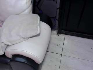 Live webcam model sweetmia-sexy99 on Soda Cams