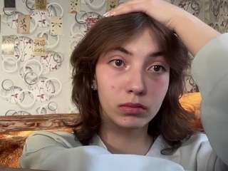  trishmatsunaga chat room