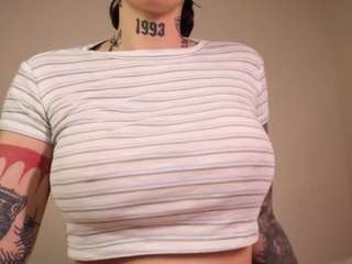 Live webcam model kittyquinntv on Soda Cams