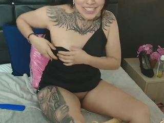 liaamonroe Live Webcam on CamSoda