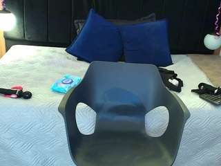 This model is live right now. liaamonroe
