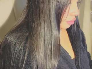 Live webcam model sofiaa18 on Soda Cams