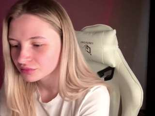 victoriamist live cam profile