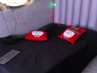 Live webcam model brianna-03 on Soda Cams