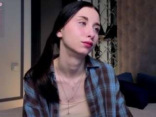 JulianneEdgman live webcam on Soda Cams