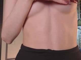 julianneedgman Smoking live webcam