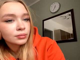  lucieyamamoto chat room