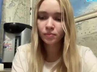 lucieyamamoto webcam