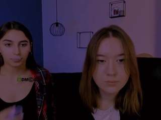 mila-firee Live Webcam on CamSoda