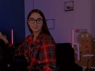 mila-firee Live Webcam on CamSoda