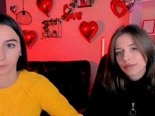 mila-firee's CamSoda show and profile