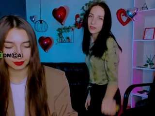 mila-firee's CamSoda show and profile