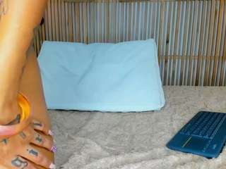 reshi-hevss live webcam show