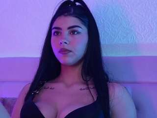 Live webcam model sophievenus on Soda Cams